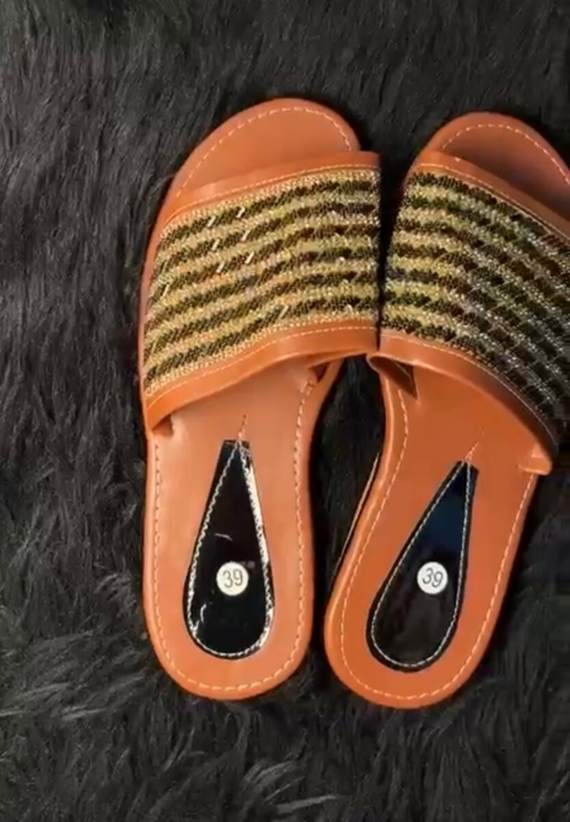 Sandales ornées élégantes