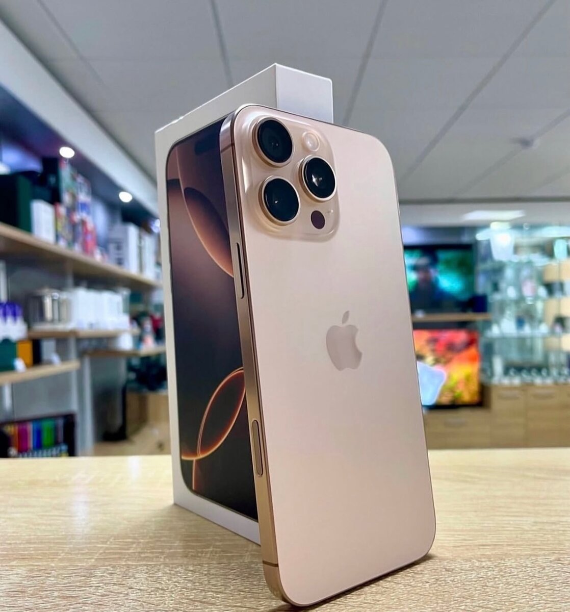 iPhone 16 pro max 256gig in box