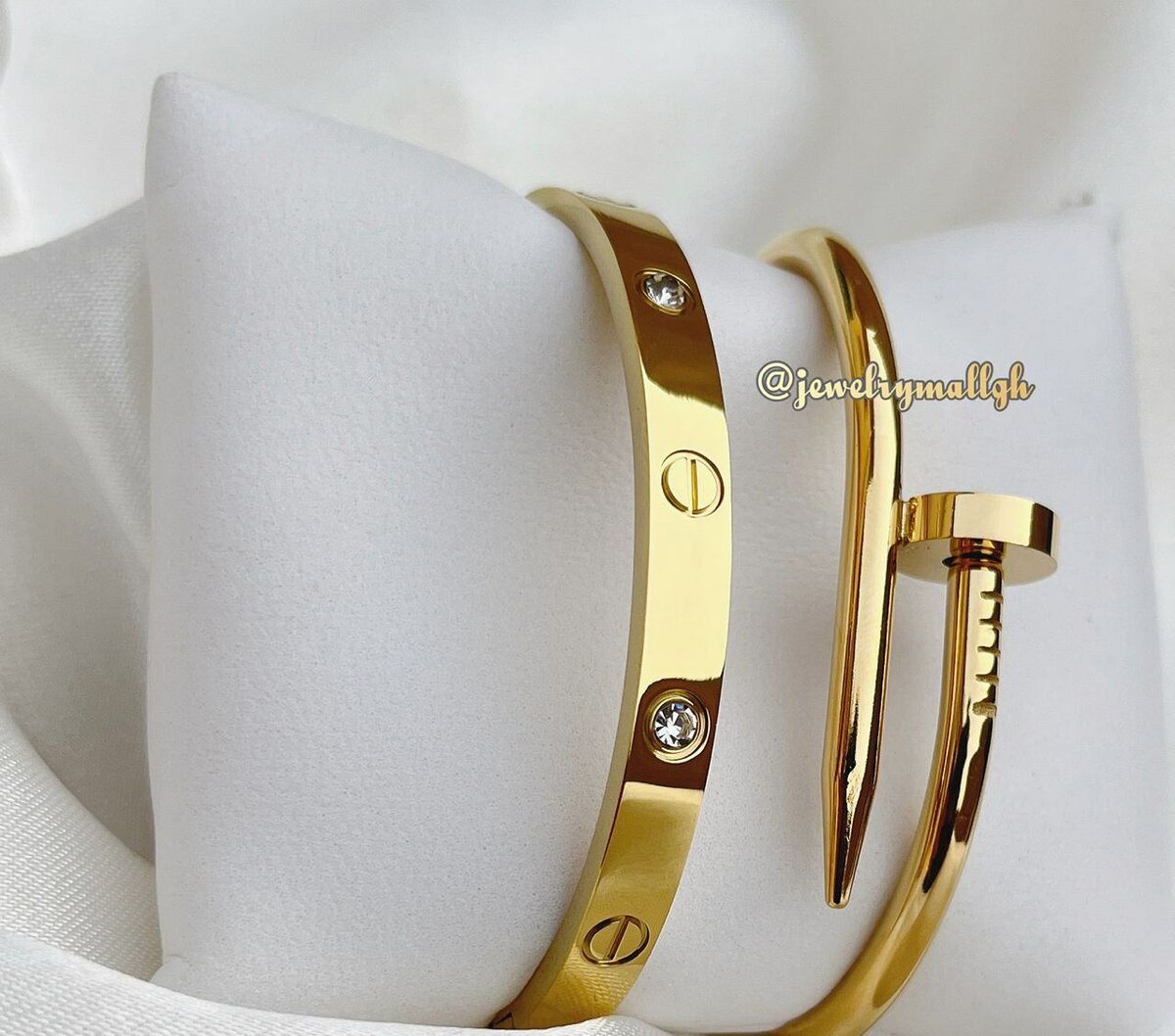 Bangles both men and women