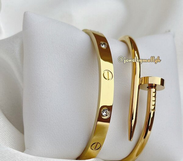 Bangles both men and women