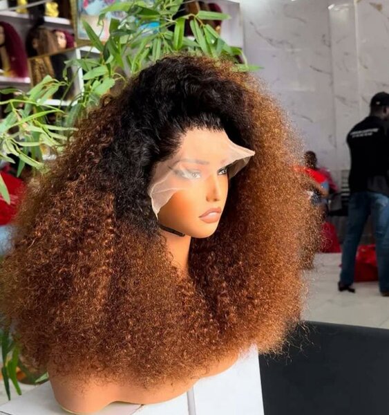 Perruque synthétique ombrée marron