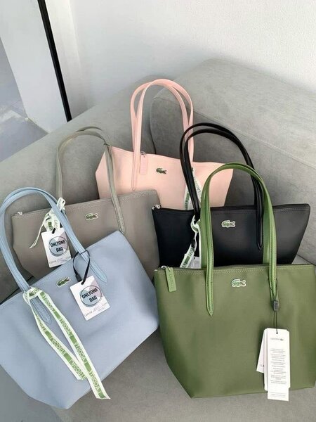 Sac à main élégant Lacoste