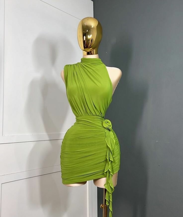 Robe élégante sans manches