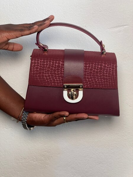 Sac à main élégant en cuir