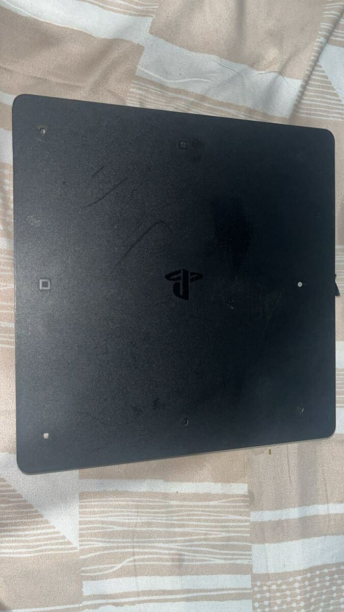 Sony PlayStation 4 slim