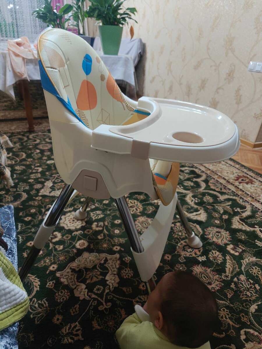 Стульчик для кормления