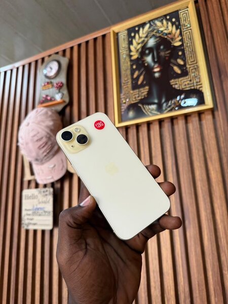 iPhone 15 simple 128gb