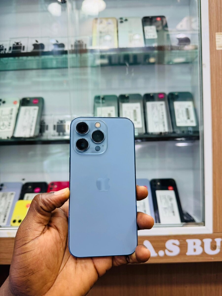 iPhone 13 Pro 128Go tout est d