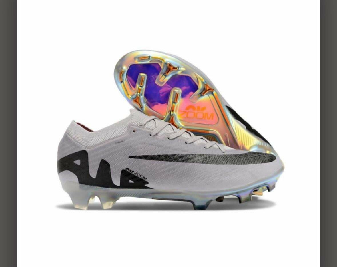 Crampons Nike football