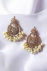 Artificial earring