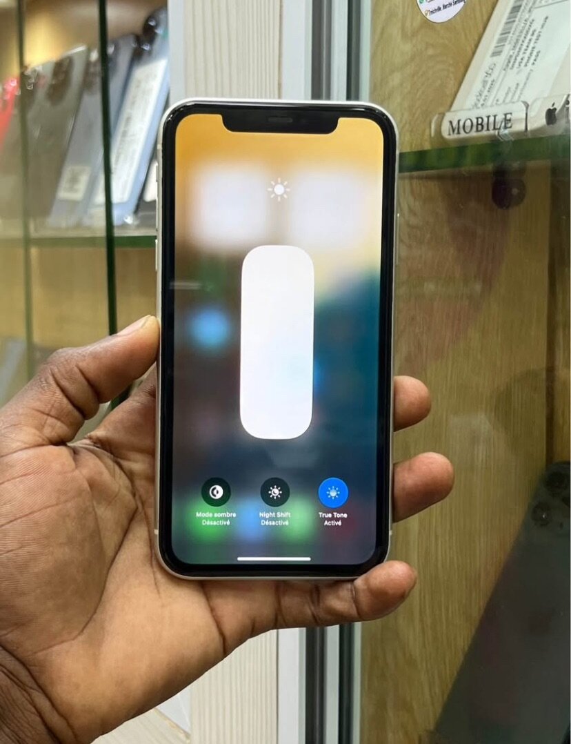 iPhone 11
