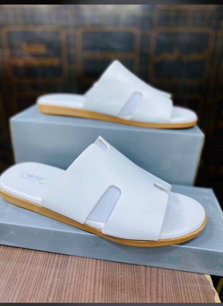 Sandales en cuir blanc