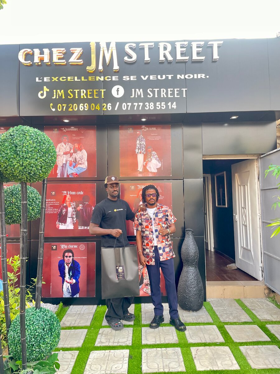 Blazer floral élégant homme