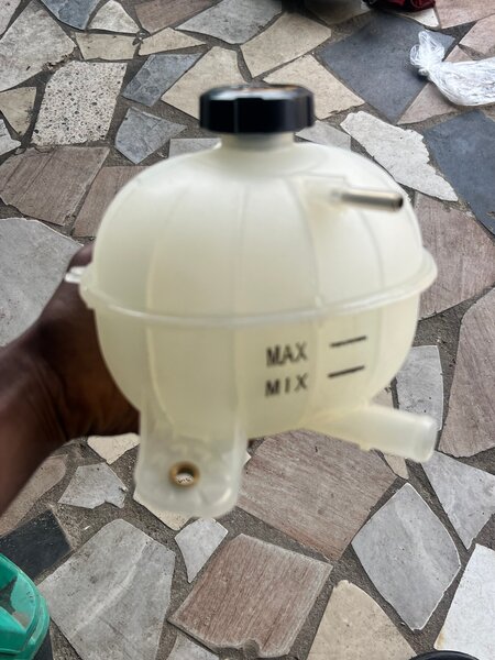 Bocal d eau Kia et Hyundai