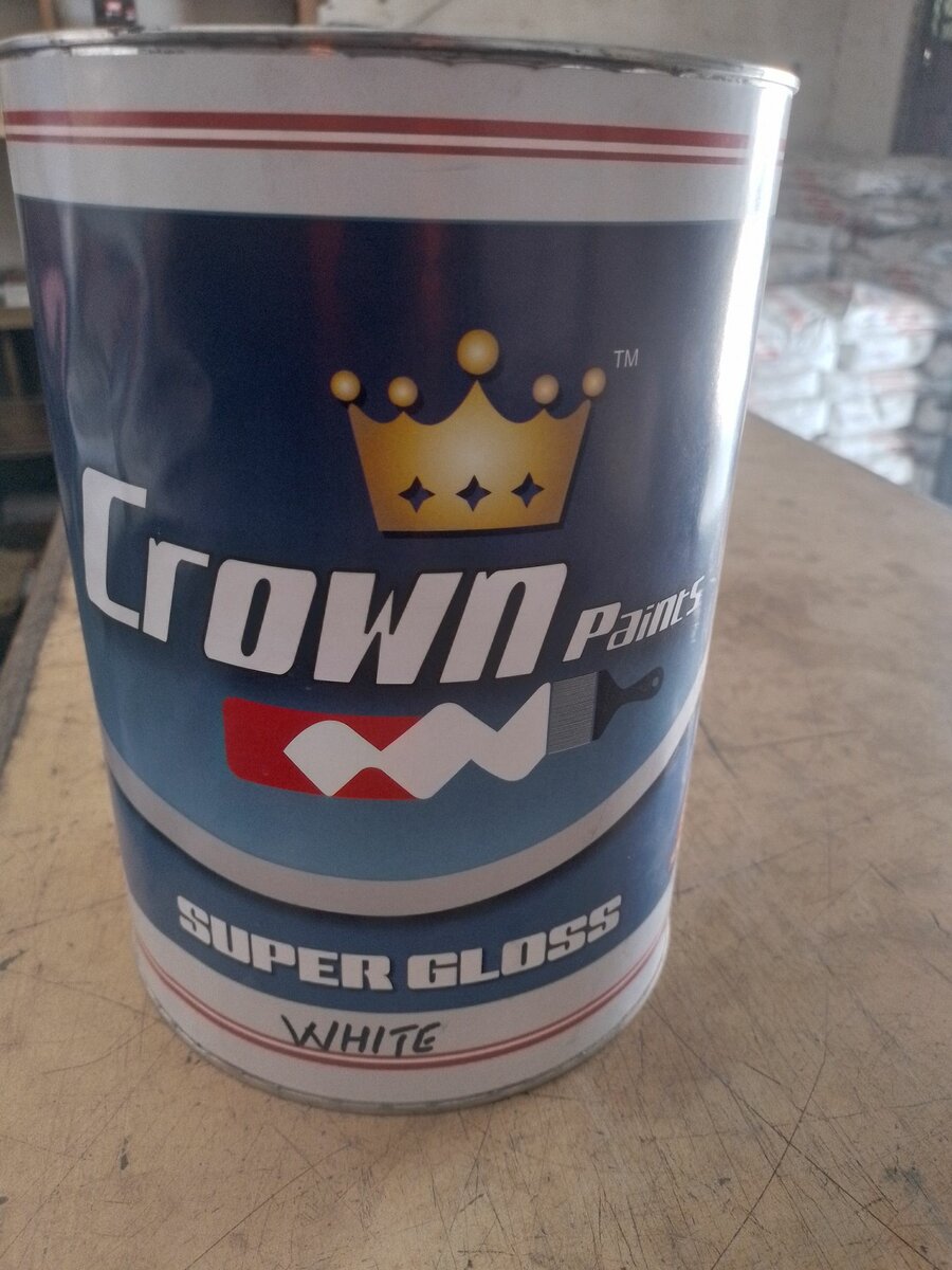 Gloss paint (oil paint)