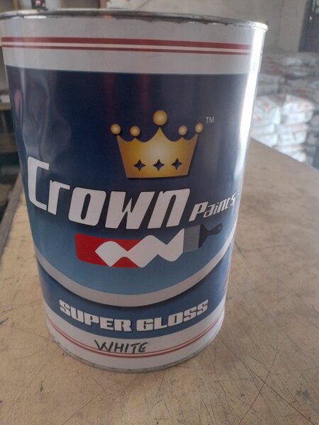 Gloss paint (oil paint)