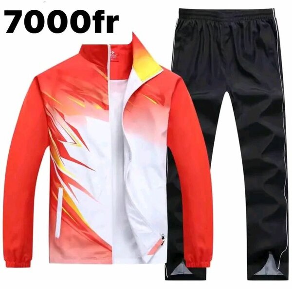 Ensemble de survêtement coloré