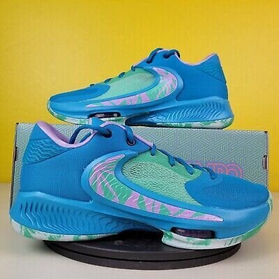 NIKE ZOOM FREAK 4