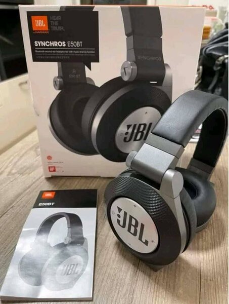 JBL Synchros E50BT Sans Fil