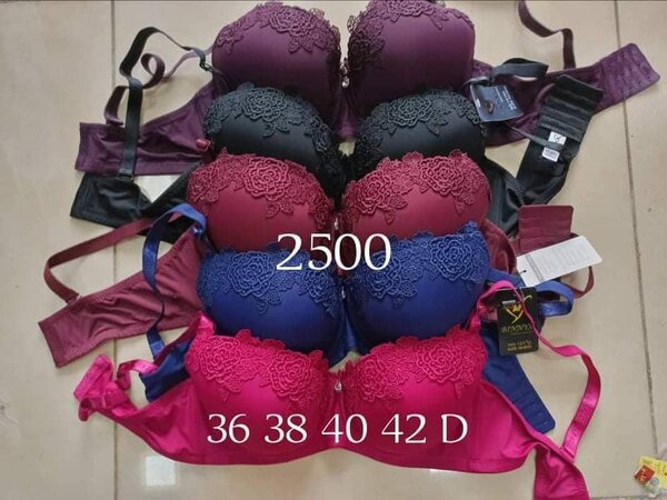 Soutien-gorge rembourré dentelle