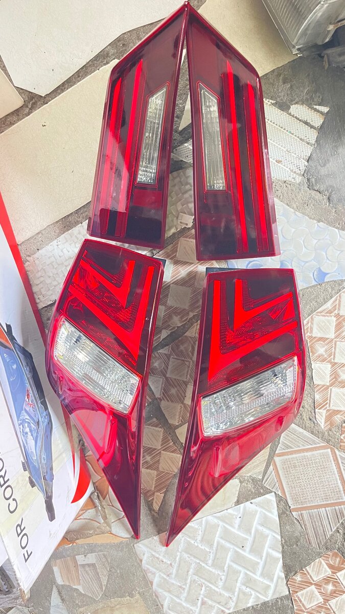 Lexus IS 250 taillight complete