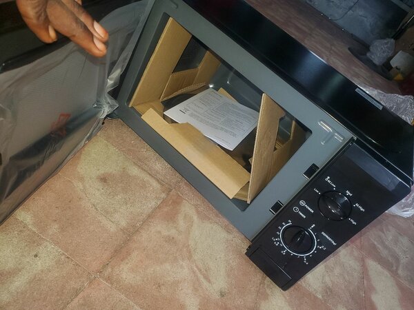 Micro-ondes iLUX noir