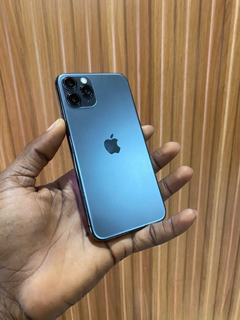 iPhone 11pro casineuf sans Face ID