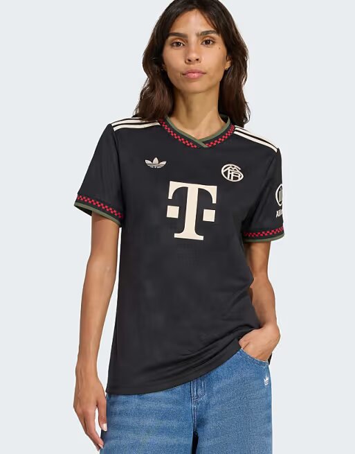 Maillot de foot noir du Bayern