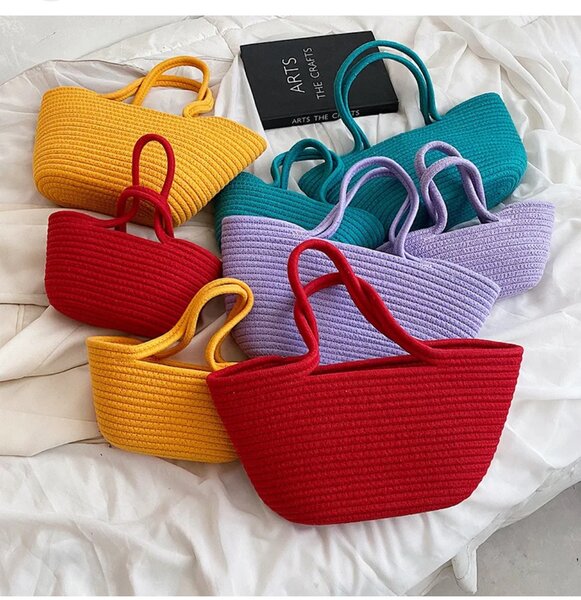 Sacs à main colorés en corde
