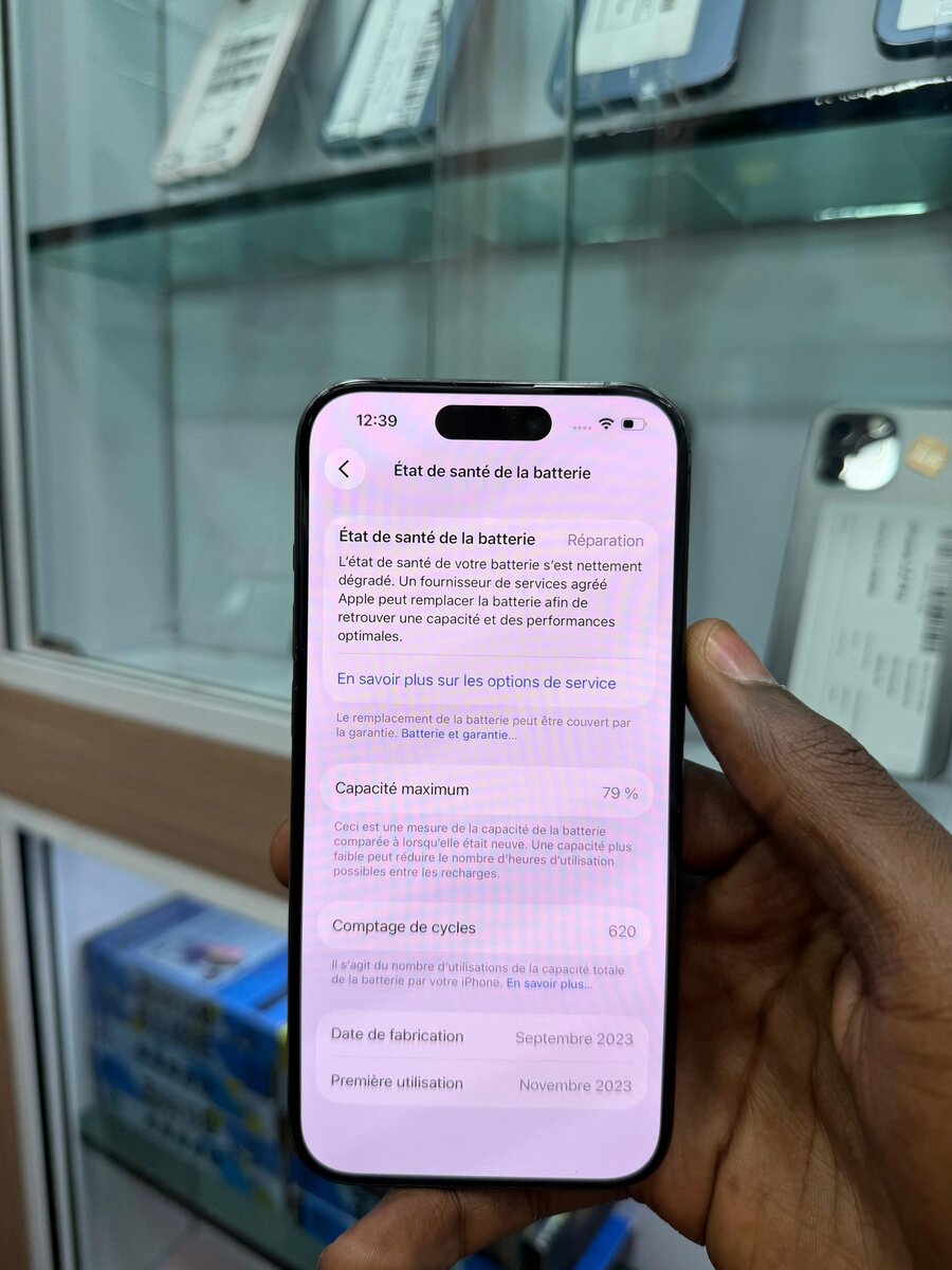 iPhone 15pro 128Go batterie
