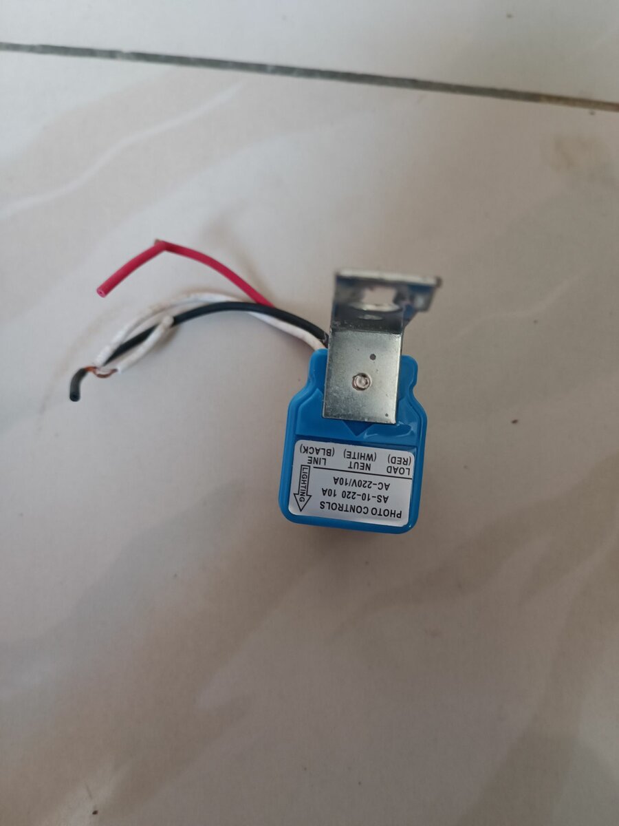 Systeme d'allumage automatique de lumière