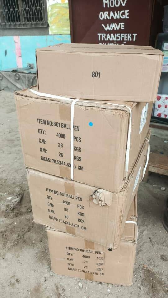 Cartons de BIC CF-801 (CHIFON)