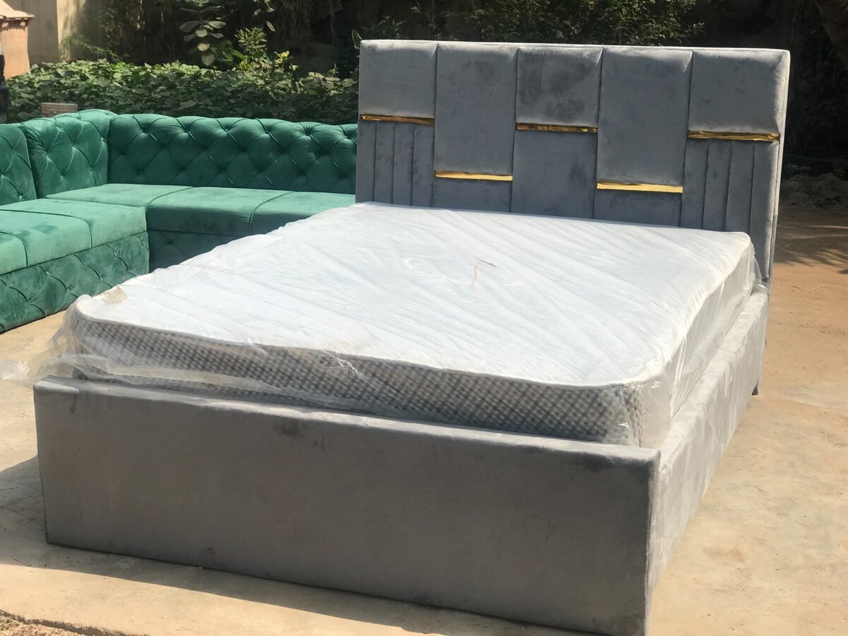 Double bed mattress