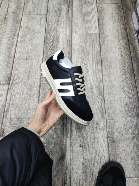 Полуспортивные