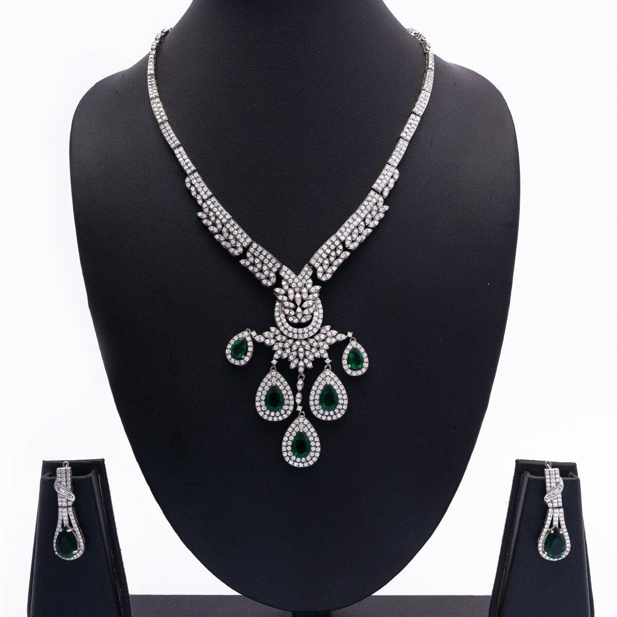 Jewellery set
