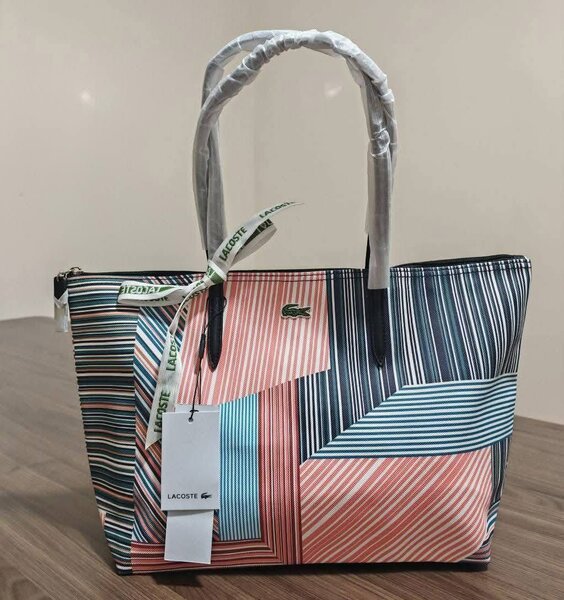 Sac cabas Lacoste élégant