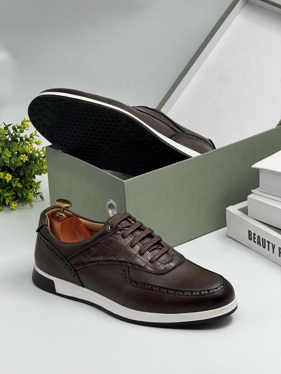 TIMBERLAND COFFE AND WHITE