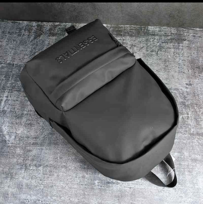 Sac à dos noir élégant