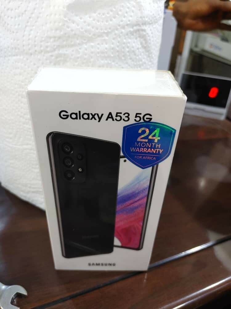 Galaxy A53 5G 128GB IN BOX 5000mAh battery capacity 12 month