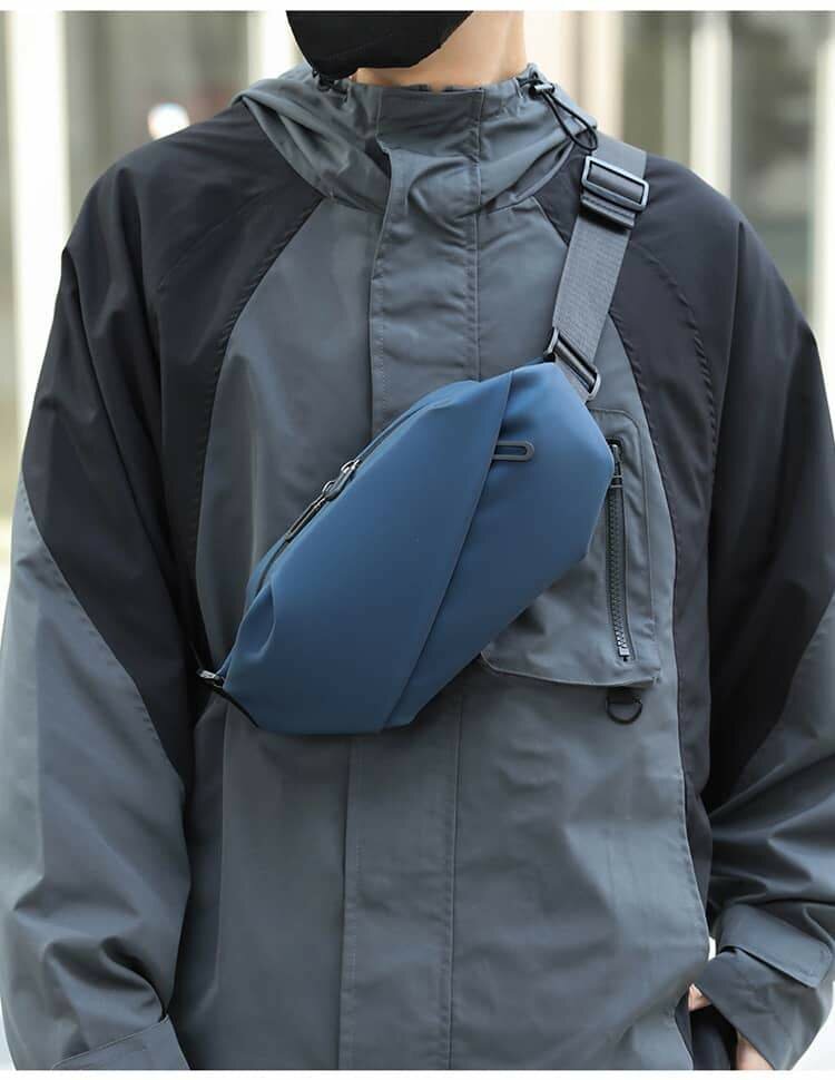 Cross body bag/ Waist bag