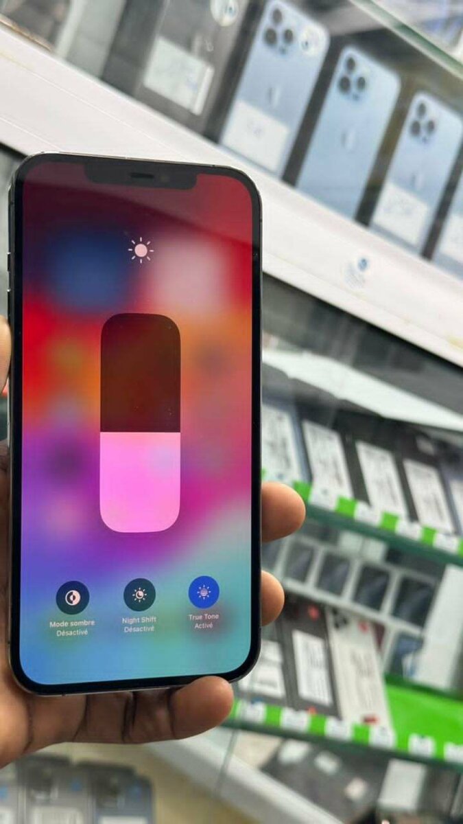 *iphone 12 pro max 256giga très propre : 255.000