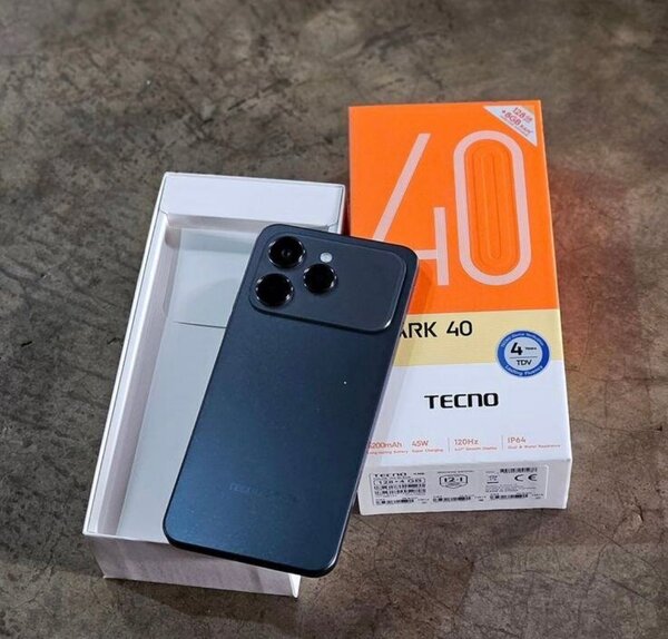 TECNO Spark 40