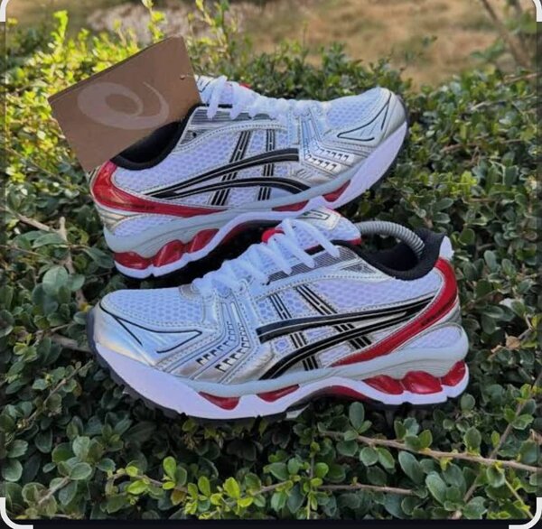 Chaussures de course légères