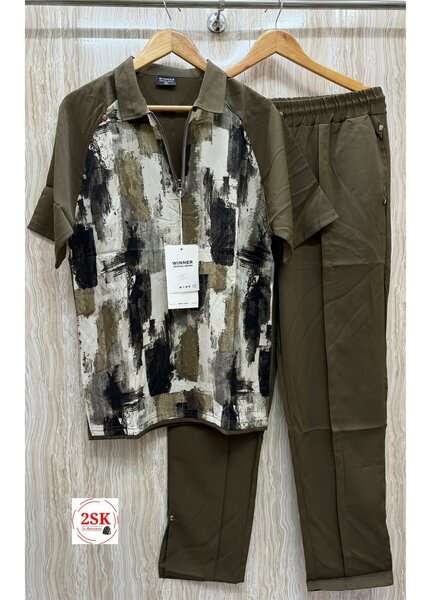 Ensemble casual homme moderne