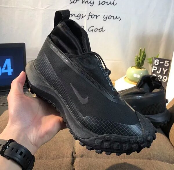 Nike Gore-Tex