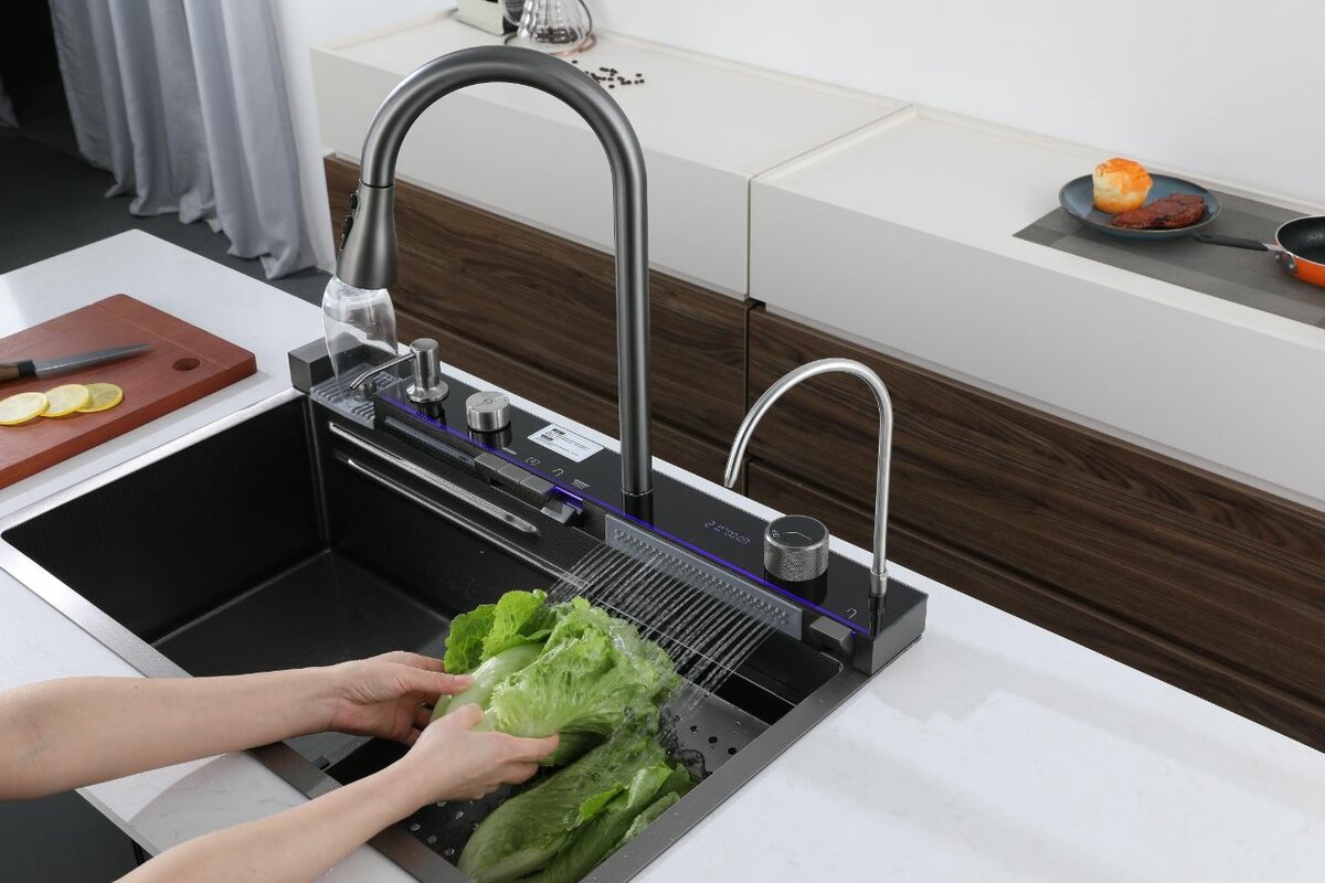 Multi functional kitchen sink