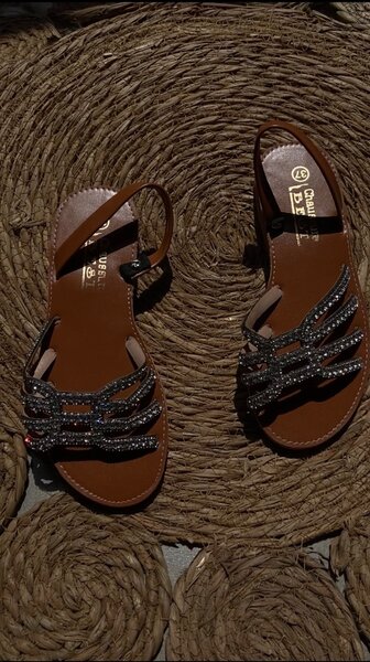 Sandales perlées du Sénégal