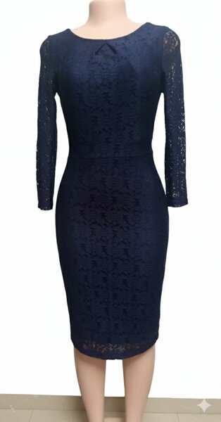 Robe bleue élégante en dentelle