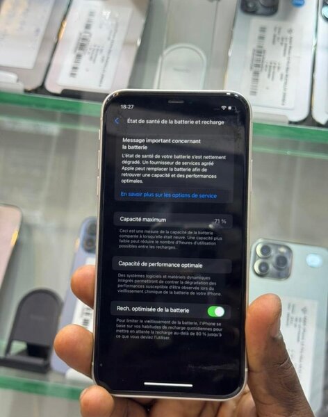 iPhone 11 simple blanc 64 Go