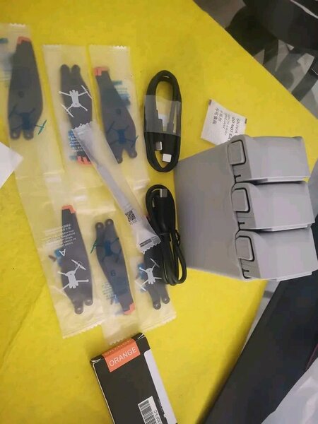 Drone compact pliable